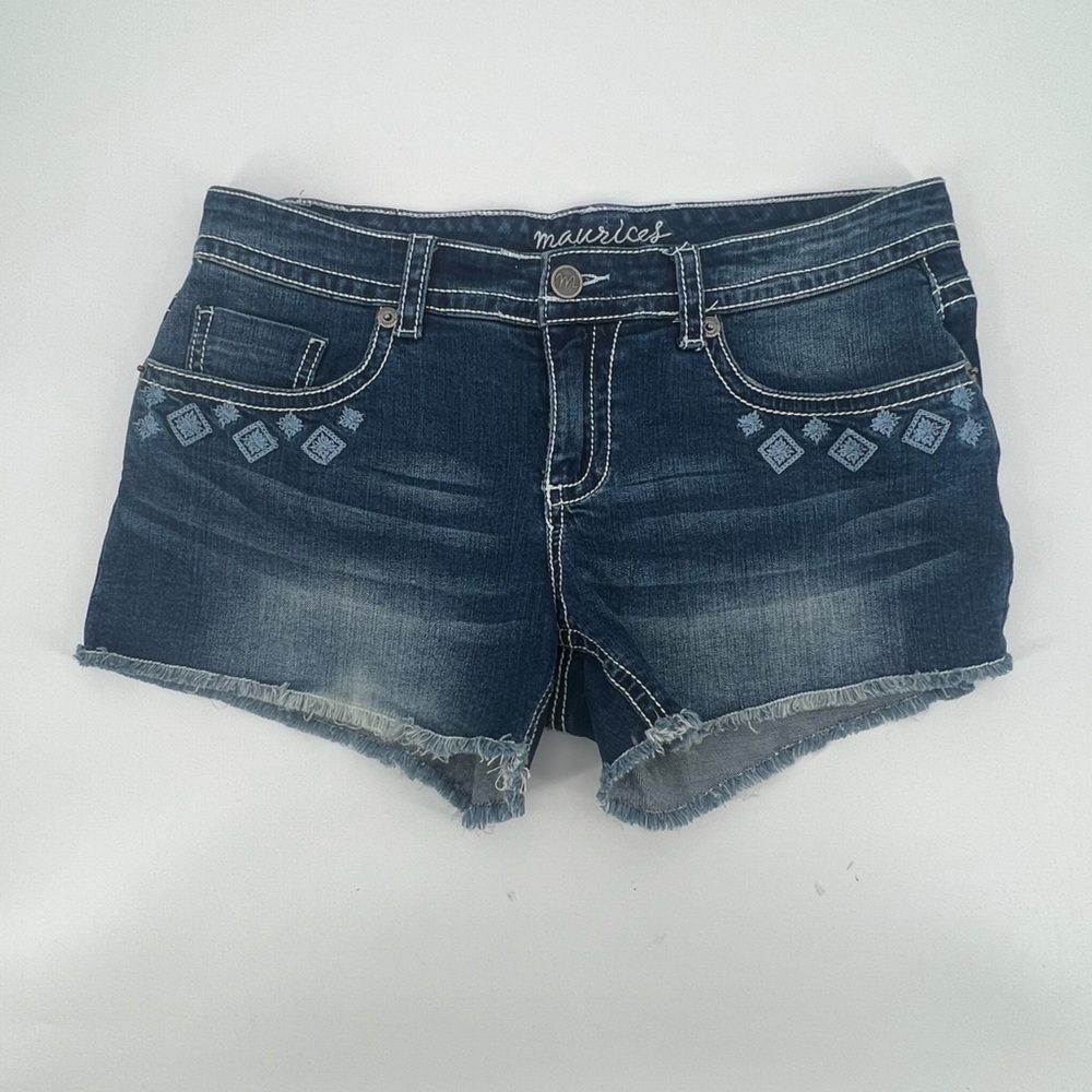 Maurices Original Cut Off Embroidered Jean Shorts Size 11/12 Women’s